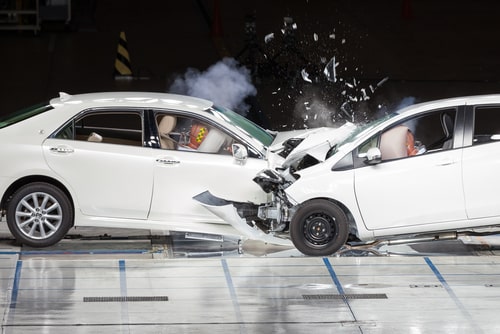 frontal crash test, concept of Atlanta head-on collision lawyer